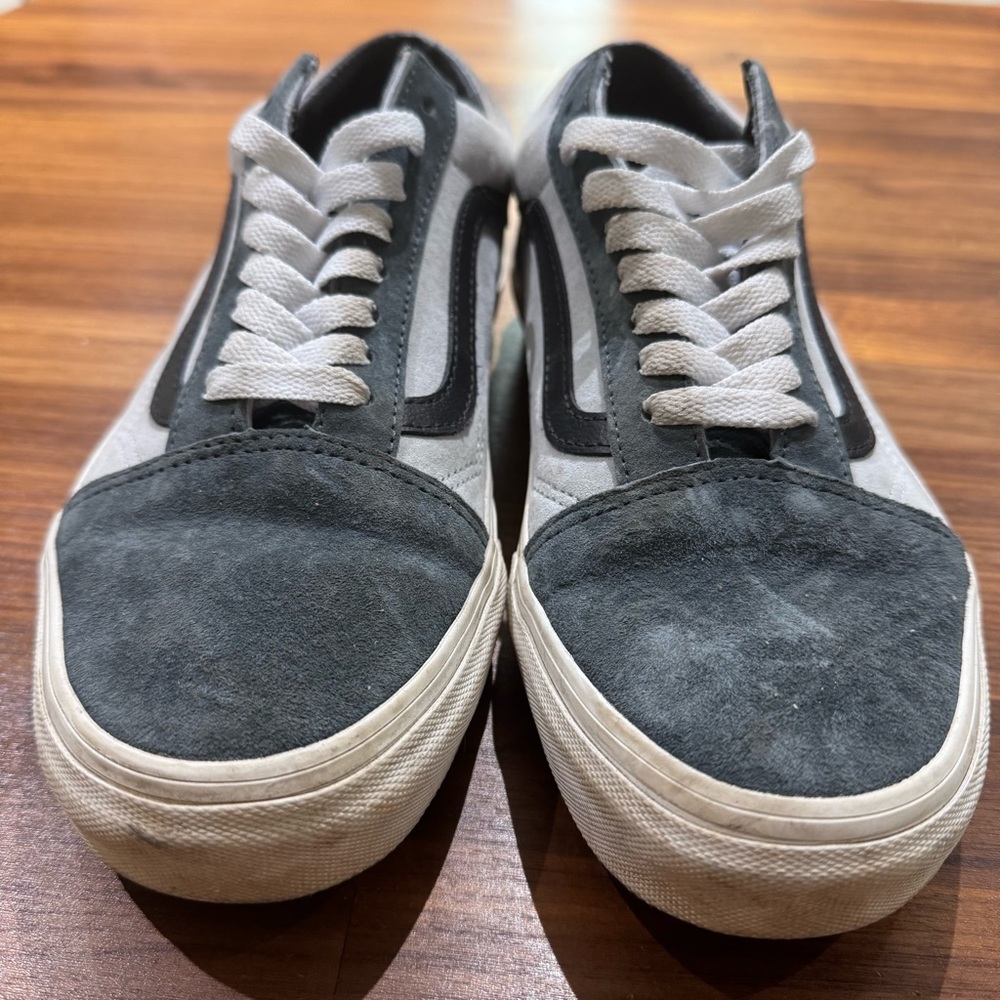 Vans Unisex Old School Classic Hairy Suede Size 8 Grey With‎ Black Suede